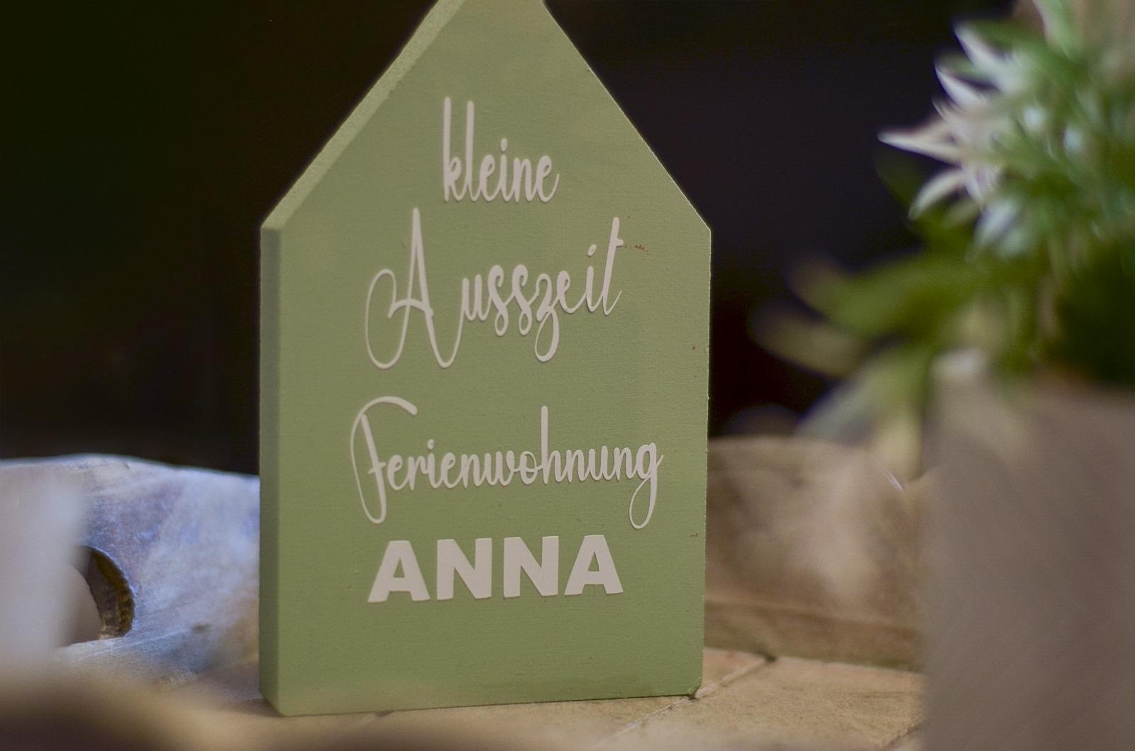 Slide 1-Start-Willkommensschild Ferienwohnungen Anna